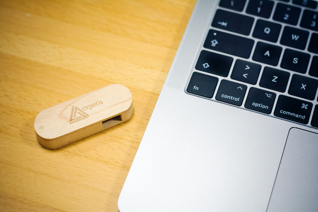 Ai găsit un stick USB? 5 motive să NU îl bagi în calculator | BuenoPC