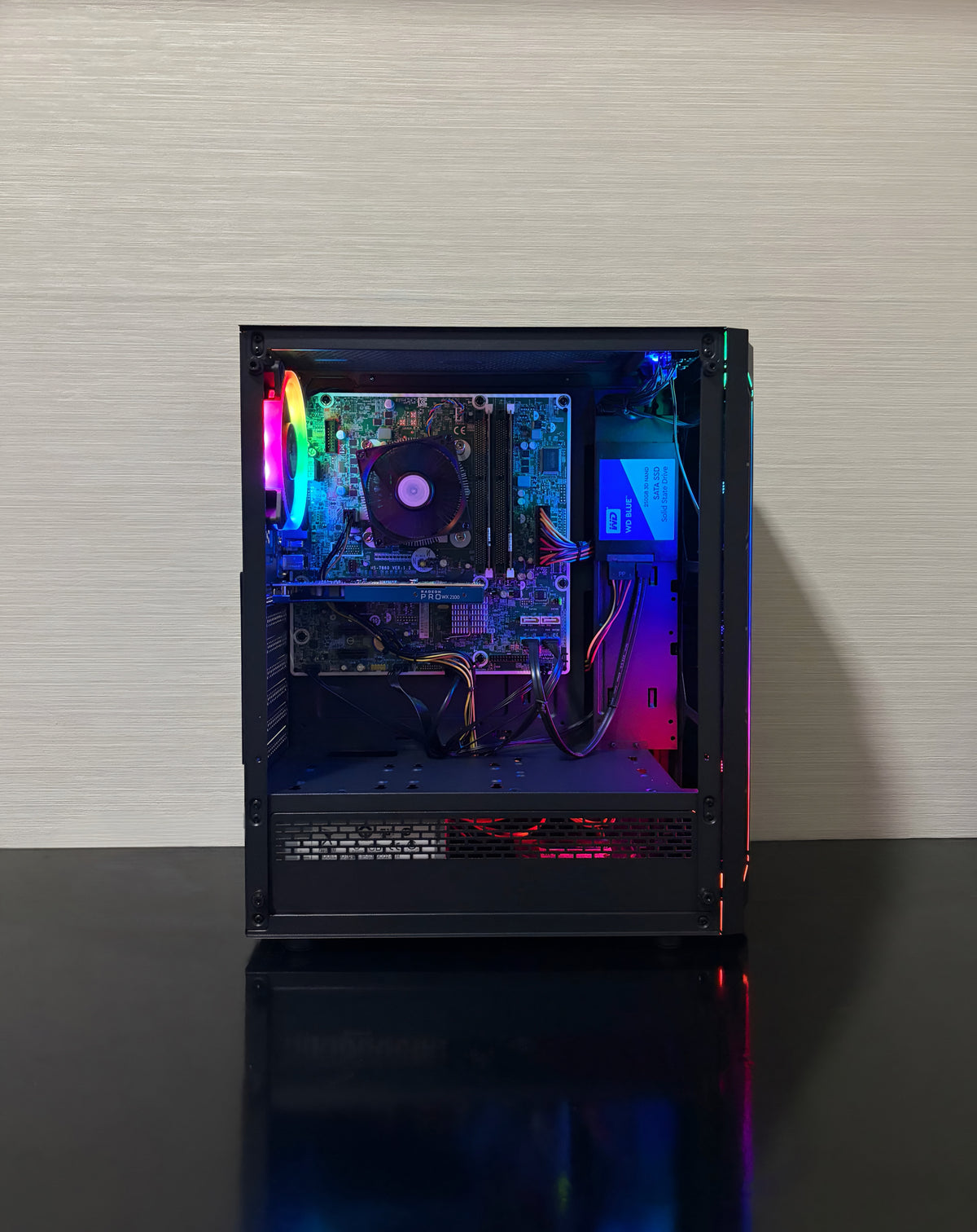 PC Gaming ieftin BUENO ENTRY V2 cu i5, 16GB RAM și SSD rapid de 256GB, ideal pentru jocuri și productivitate.