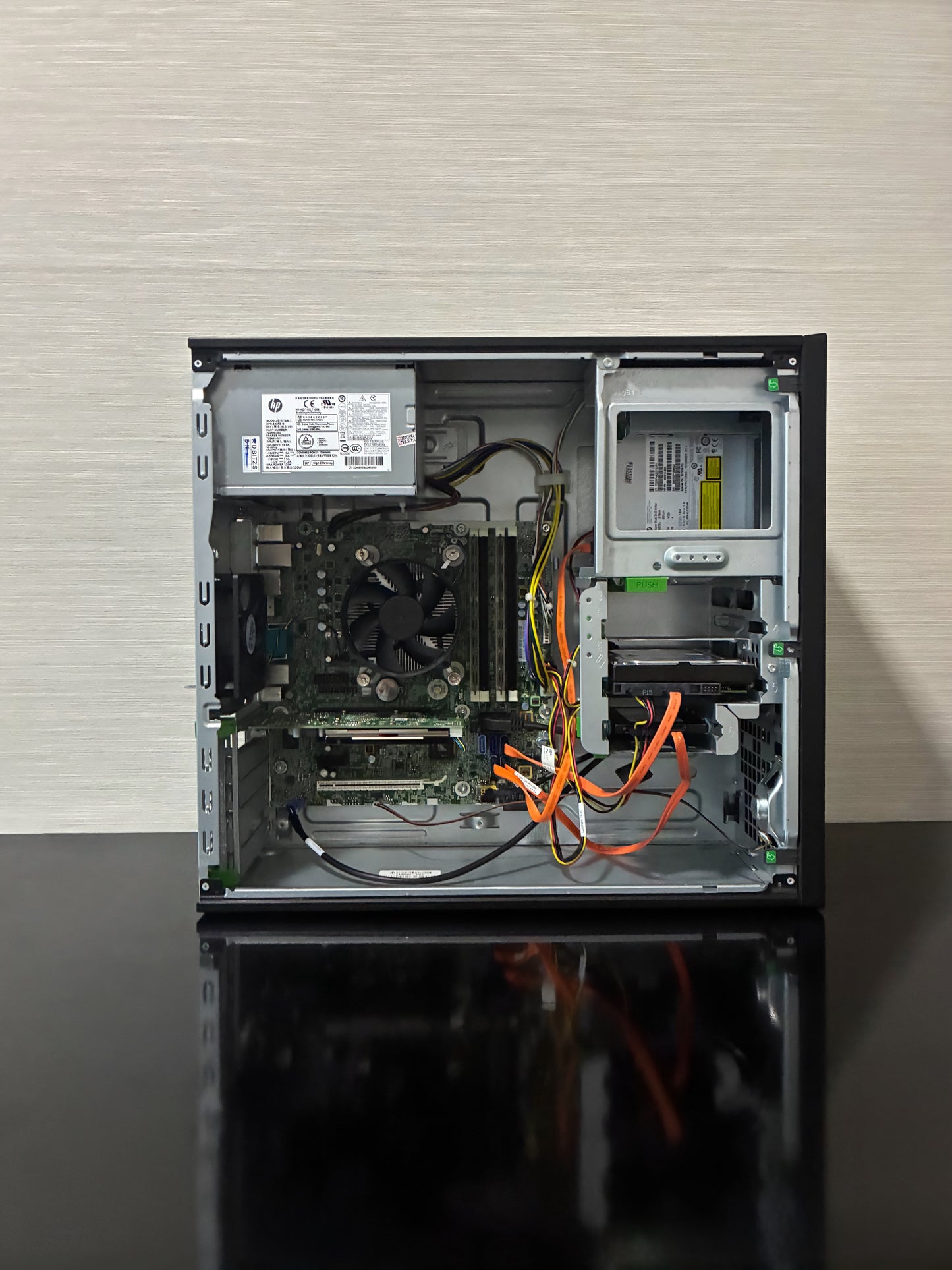 PC GAMING HP 800 G1 I5 4570, 16 GB RAM, 256 GB SSD, 500 GB HDD, RX 550 4GB GDDR5, WINDOWS 10