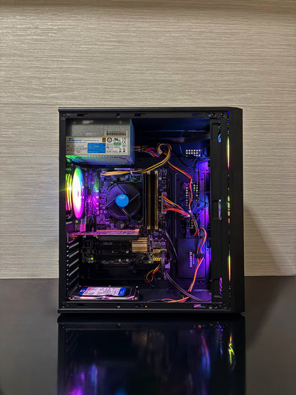 Sistem PC Gaming accesibil echipat cu placă video GIGABYTE GT 1030 și iluminare LED multicoloră