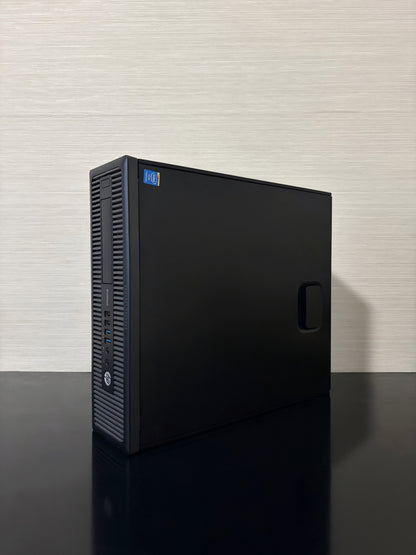 Carcasă compactă și silențioasă HP ProDesk 600 G1 SFF văzută din profil