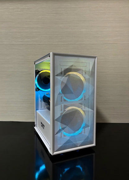 PC Gaming Bueno Start V2 - Alb, Elegant și Pregătit de Acțiune! 🤍
O privire în detaliu cu noua carcasă premium DarkFlash Mesh White, echipată cu un panou frontal perforat pentru un flux de aer excelent și 3 ventilatoare RGB care luminează spectaculos. Un setup curat, modern și gata să arate impecabil pe biroul tău.