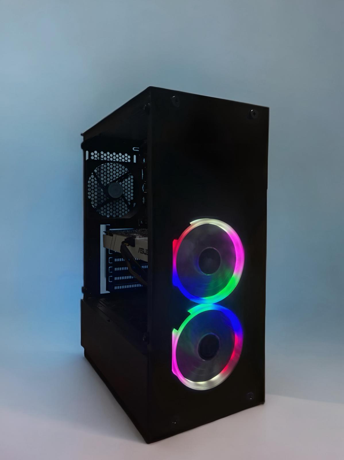 PC Gaming BuenoPC cu procesor Intel i5-7400, 8GB RAM Corsair DDR4 și placă video ASUS GTX 970 Turbo 4GB.