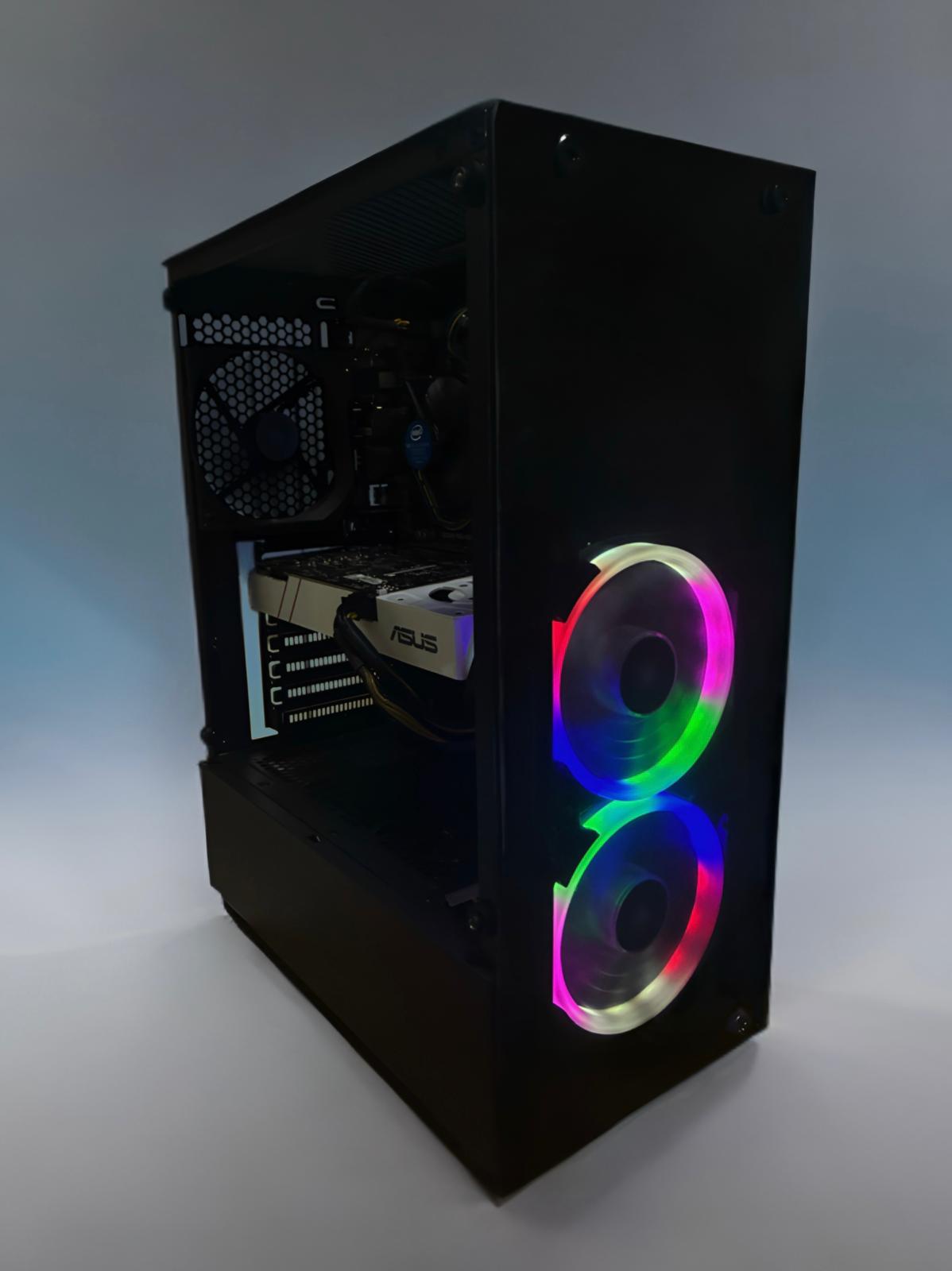 Interior PC Gaming cu placă de bază MSI B250M, SSD rapid de 512GB și sursă Corsair VS450.