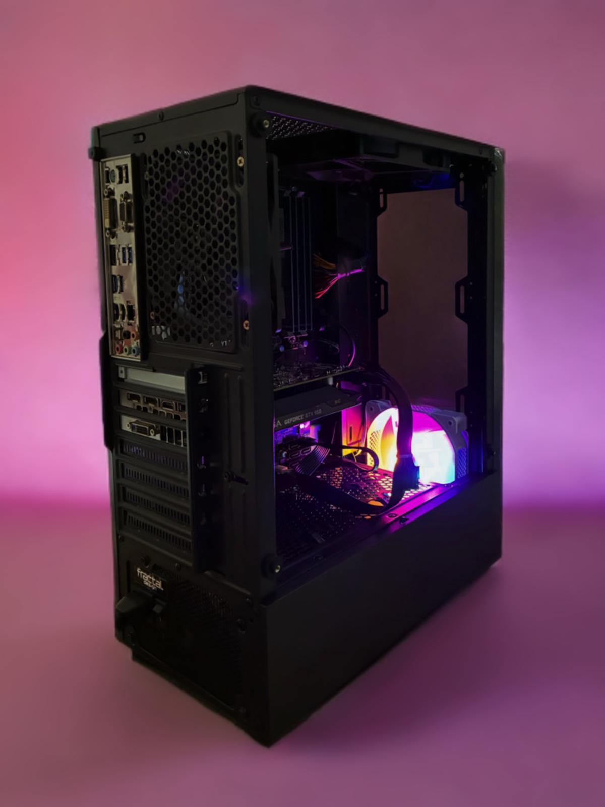 Sursă Fractal Design 80 PLUS Gold și sistem de răcire Antec cu ventilatoare RGB în carcasă Inlay Esports.