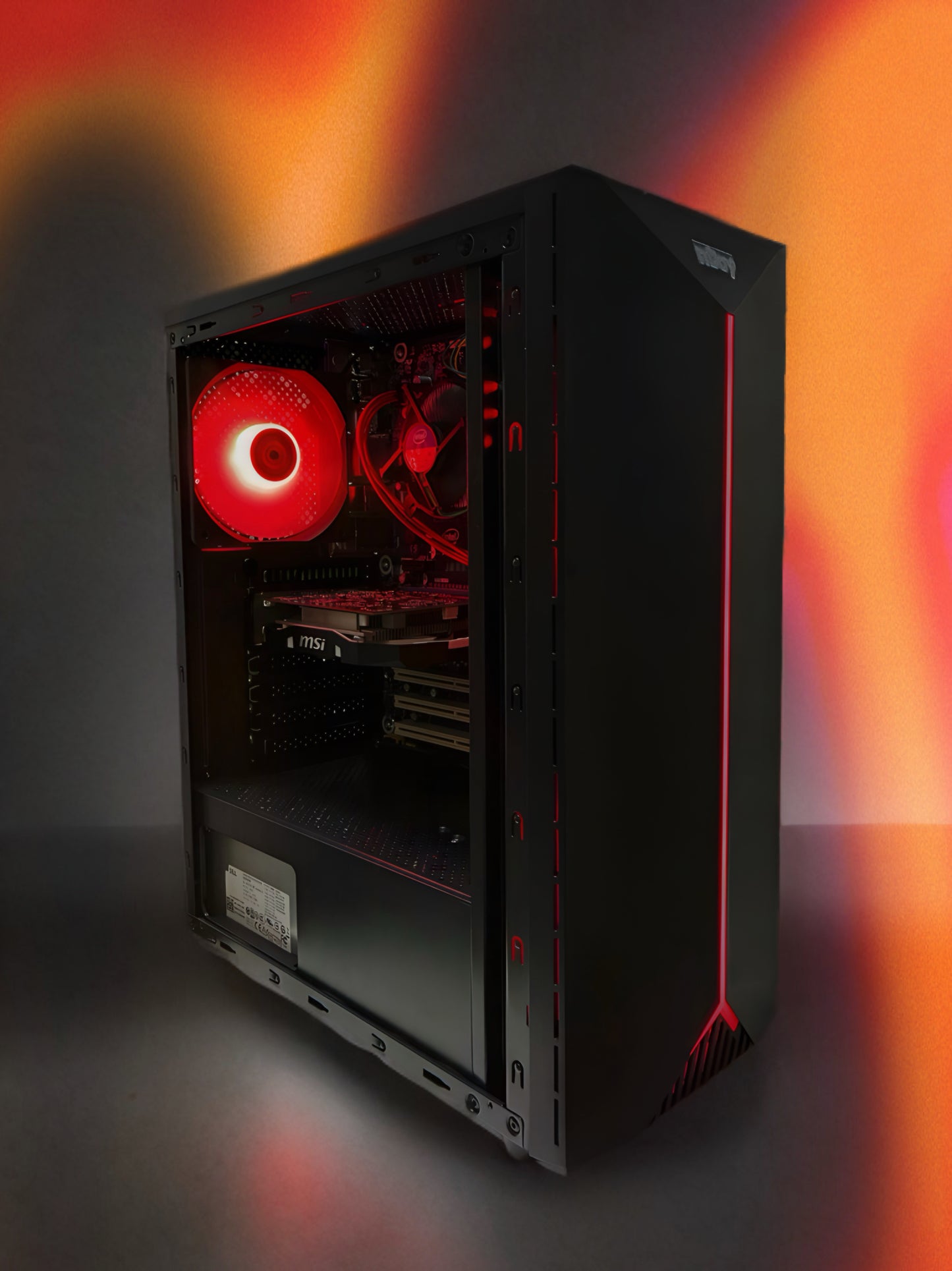 PC Gaming Bueno Lucky V3 cu placă video MSI Radeon RX 460 și 16GB RAM.