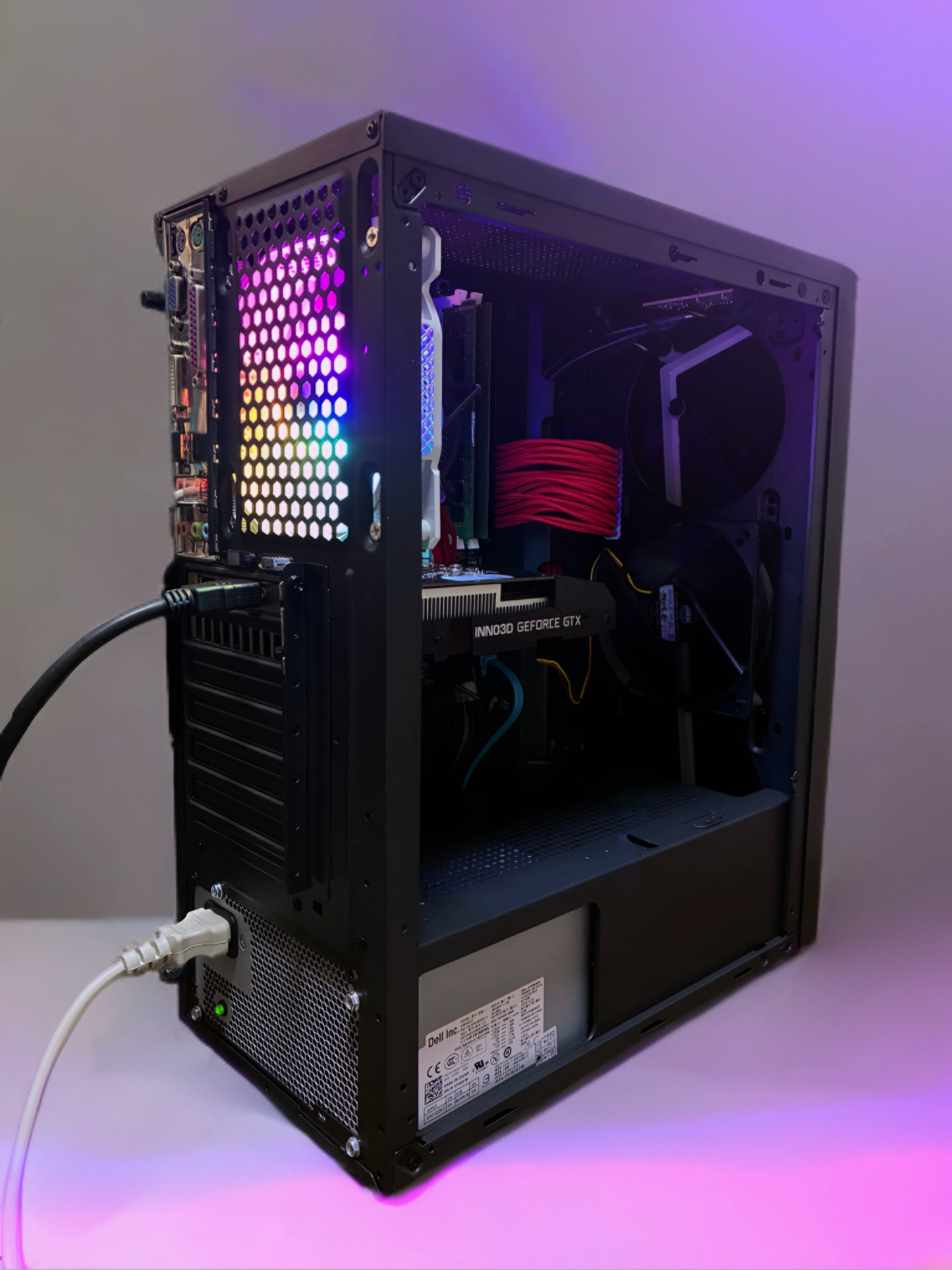 Performanță eSports ridicată cu Bueno Smart V1 și arhitectură NVIDIA Turing.