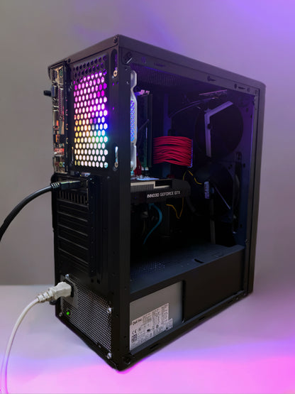 Performanță eSports ridicată cu Bueno Smart V1 și arhitectură NVIDIA Turing.