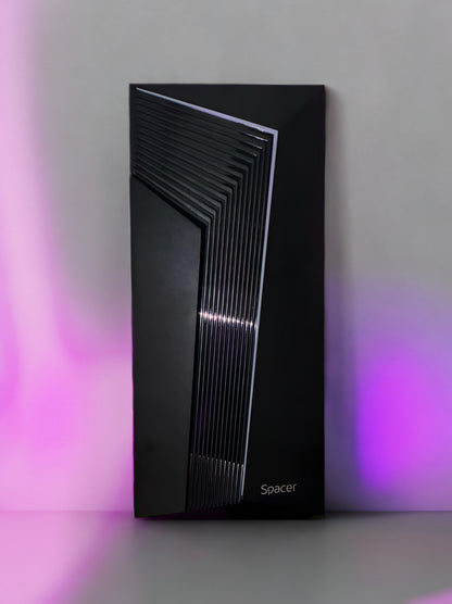 Carcasă Spacer Design for Gaming cu iluminare RGB și răcire Cooler Master.